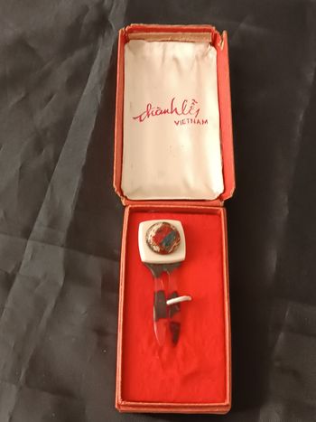 Épingle cheveux Vietnam 