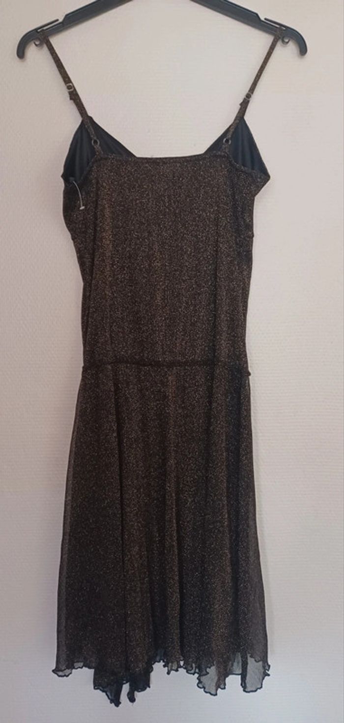 Robe à paillettes - photo numéro 2