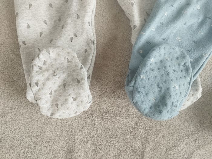 Lot surpyjamas mixtes 3 ans - photo numéro 5