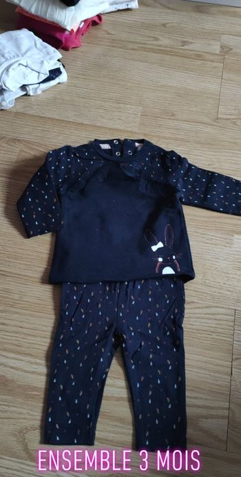Ensemble legging tee shirt
