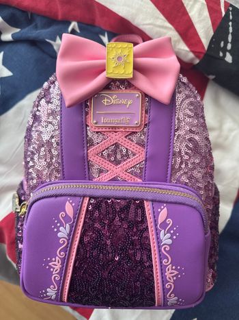 Loungefly sequin raiponce Disney