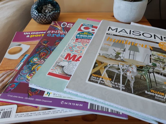 Lots de magazine de coloriages - photo numéro 3