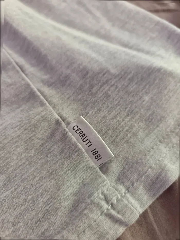 T-shirt gris Cerruti - photo numéro 5