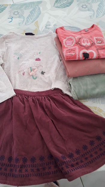 Lot 5 vêtements 6 Ans