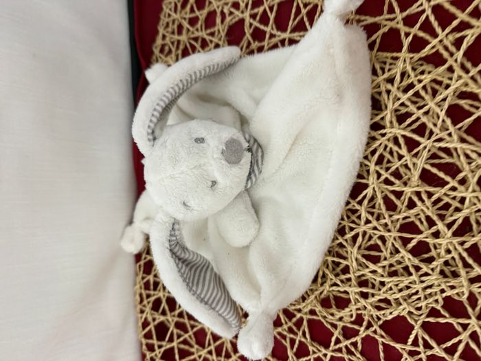 Doudou plat lapin blanc rayé gris KIABI SIMBA TOYS - photo numéro 3