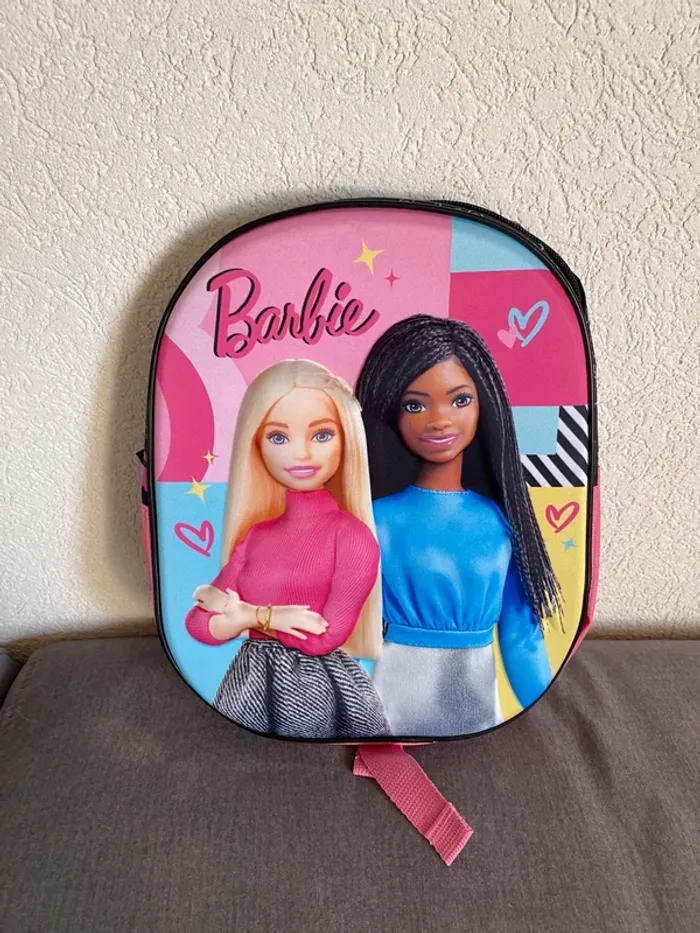 🎒Sac à dos Barbie en reliefs – Rose | Neuf avec étiquette