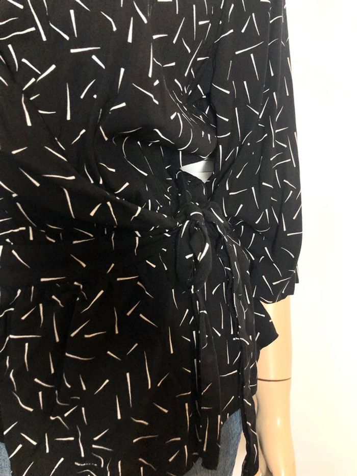 Très belle blouse cache coeur péplum Jacqueline de yong taille 36/38 (voir mesures) - photo numéro 4