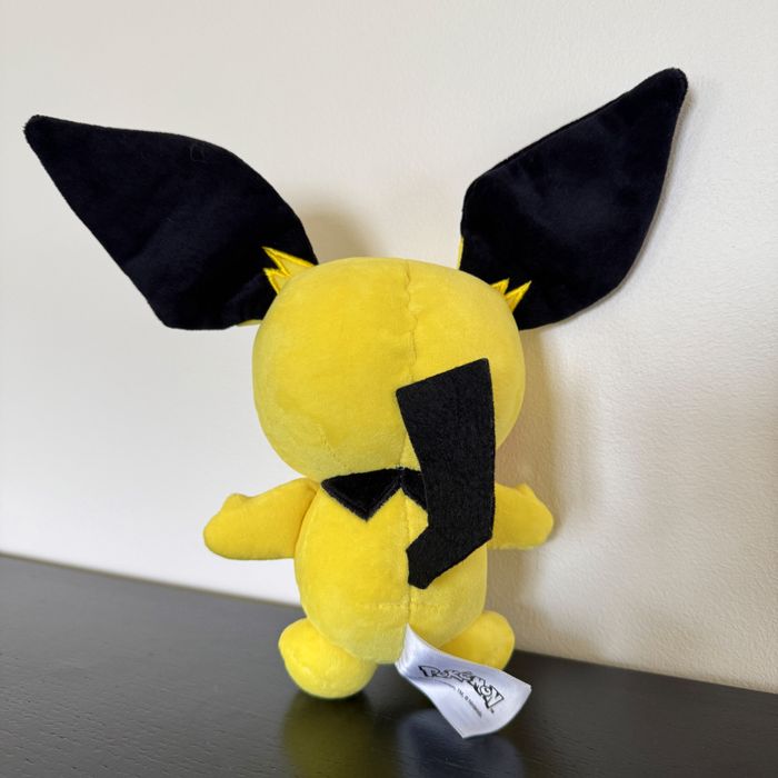 Pichu Peluche Pokémon 20cm Jazwares - photo numéro 2