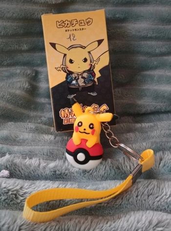 Porte cle pokemon pikachu