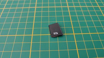 Plasturgie droite pièce détachée miniature Bugatti EB110 1992 Maisto 1/18 1/18ème #B79