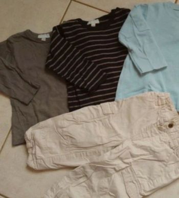Lot pantalon t-shirt Kimbaloo 18 mois