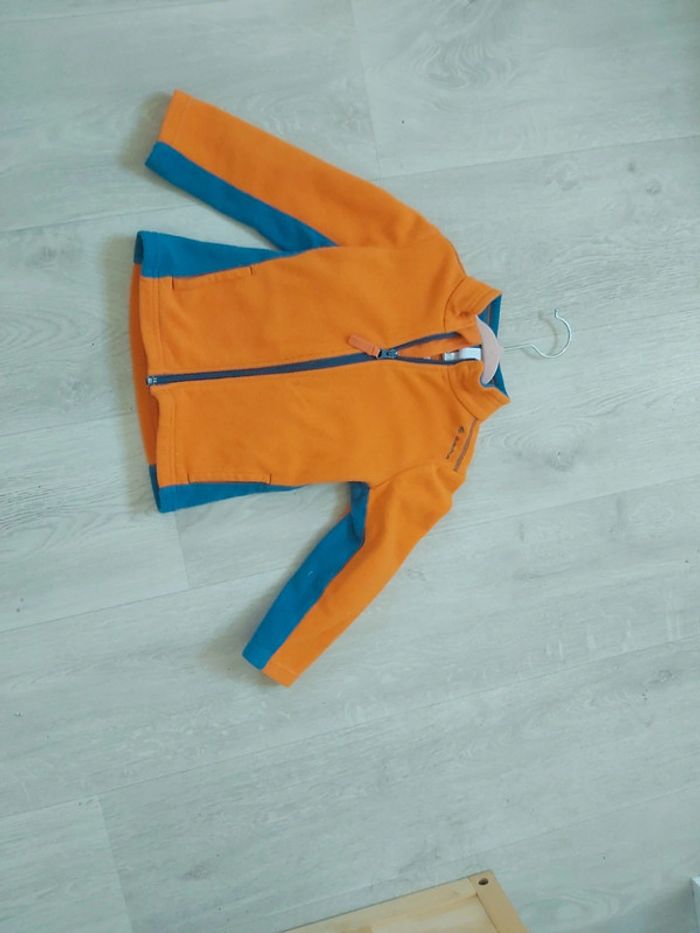 🦋 Polaire Quechua 3ans - photo numéro 2