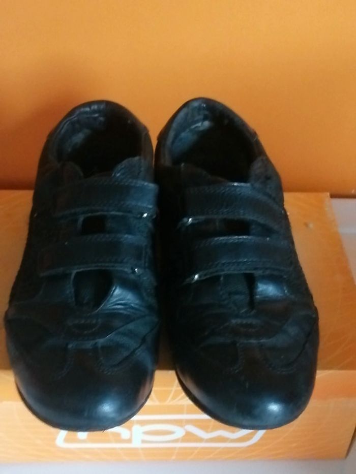 🌸Sneakers noires cuir à scratch confort Pointure 37 🌸 - photo numéro 3