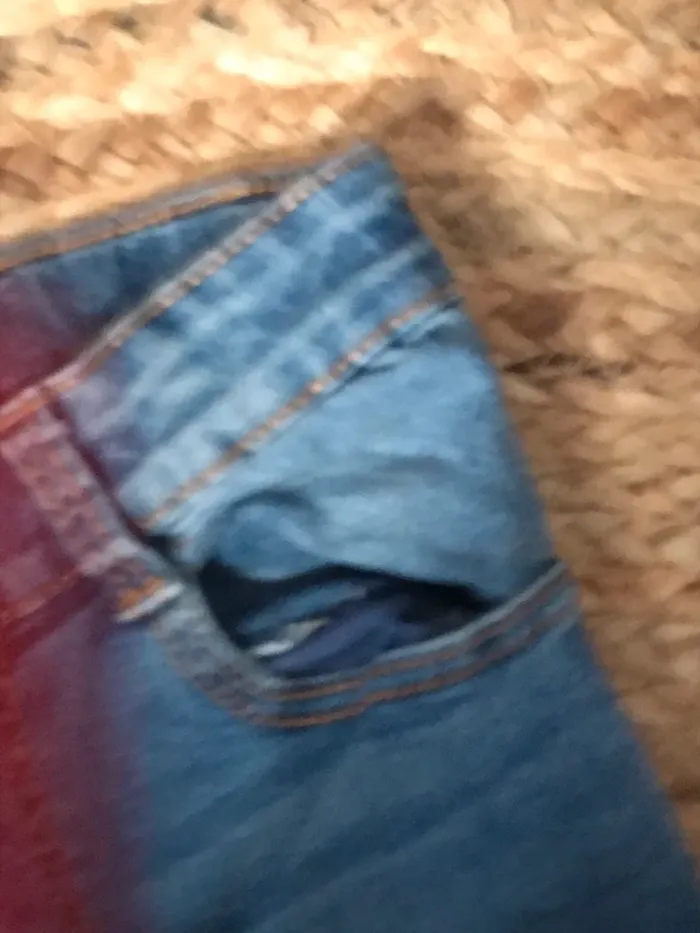 2 jeans et 3 tee-shirts - photo numéro 17