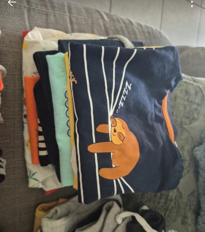 Lot de 65 vêtements garcon - photo numéro 7