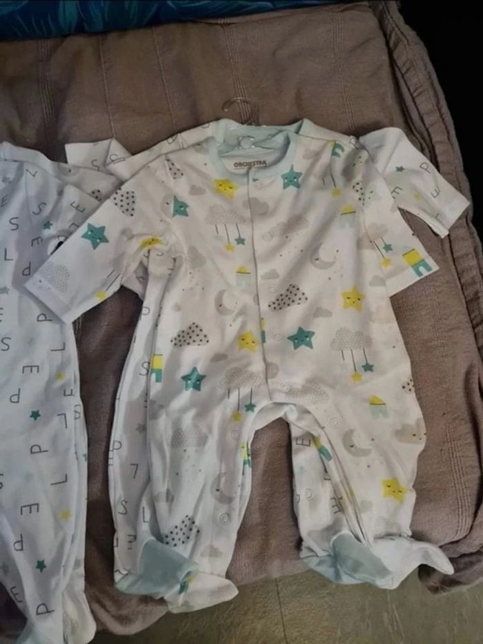 Lot de 7 pyjamas orchestra taille 1 mois - photo numéro 4