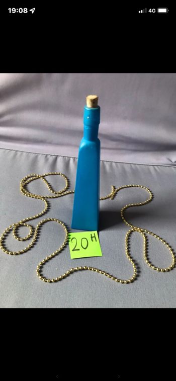 Bouteille bleue vintage