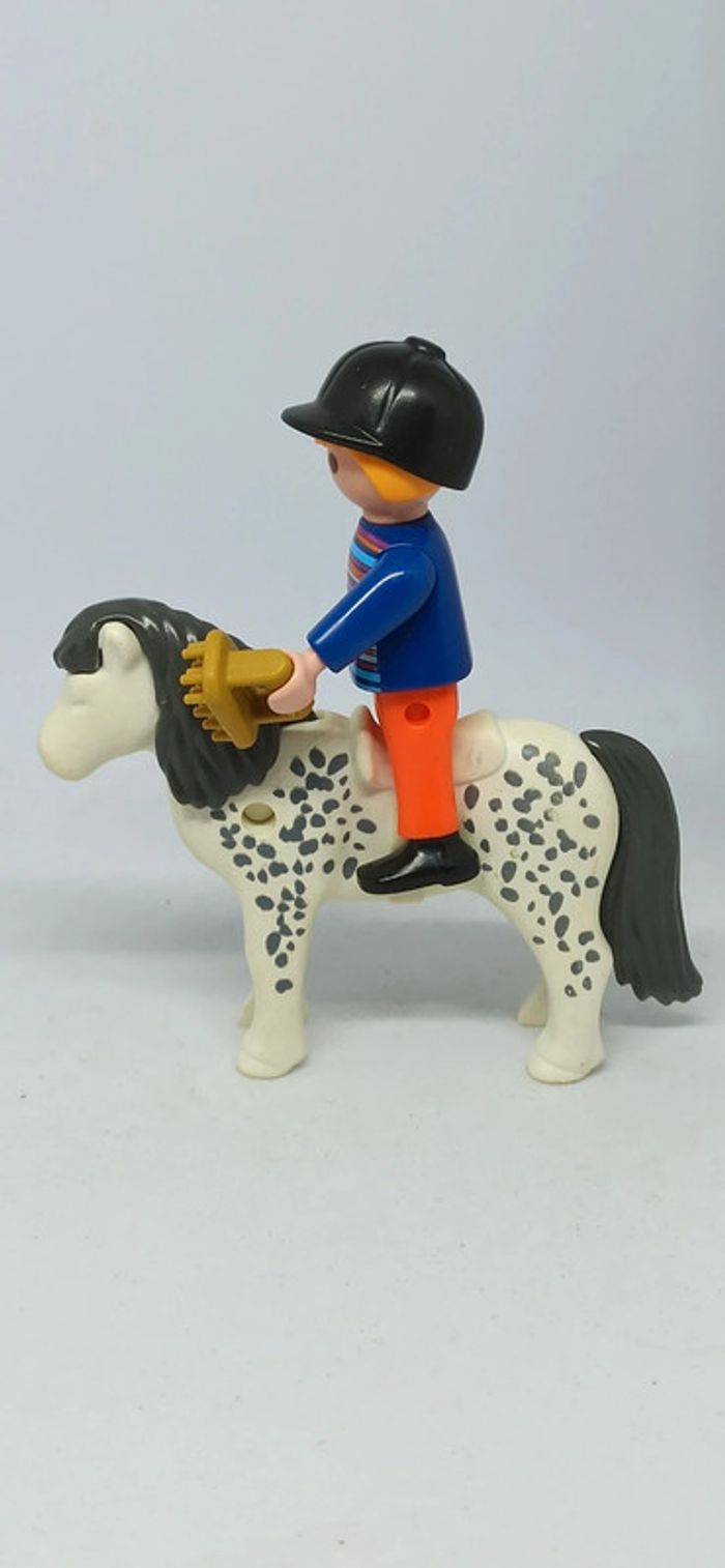 Garçon cavalier avec poney blanc playmobil - photo numéro 2