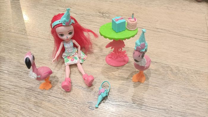 Lot Enchantimals La Fête de Fanci Flamant + accessoires Mattel - photo numéro 2