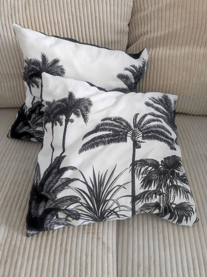 Lot 2 coussins noir blanc tropical / GiFi - 40x40cm - photo numéro 2