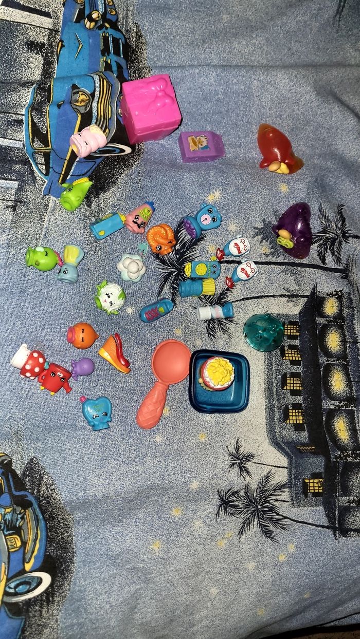 Petites figurines