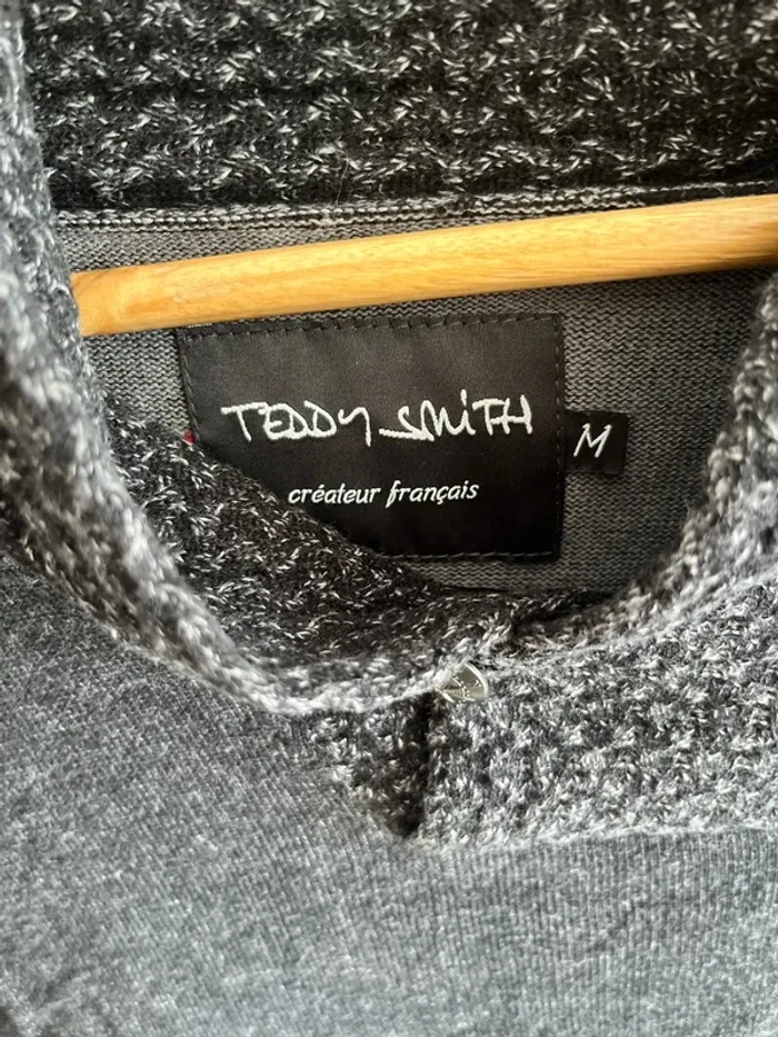 Pull Teddy smith - photo numéro 2