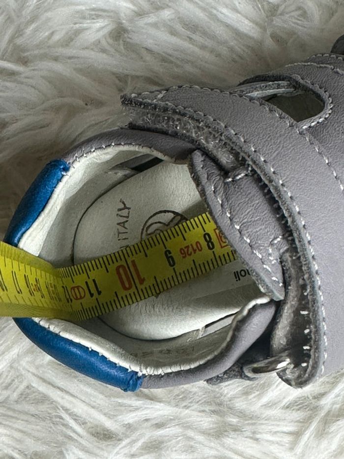 Paire de sandales grise Franco Romagnoli taille 18 - photo numéro 8