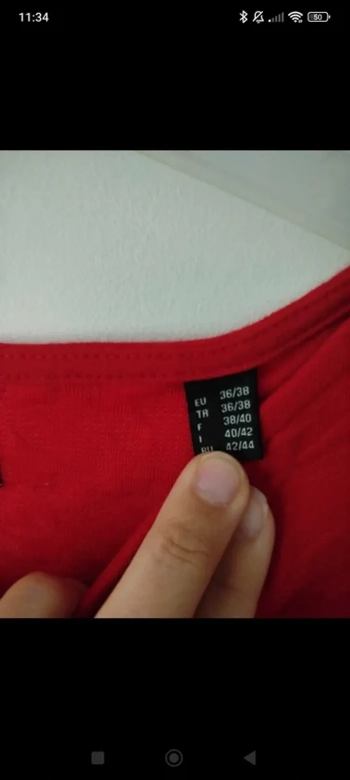 Robe rouge 38/40 - photo numéro 2