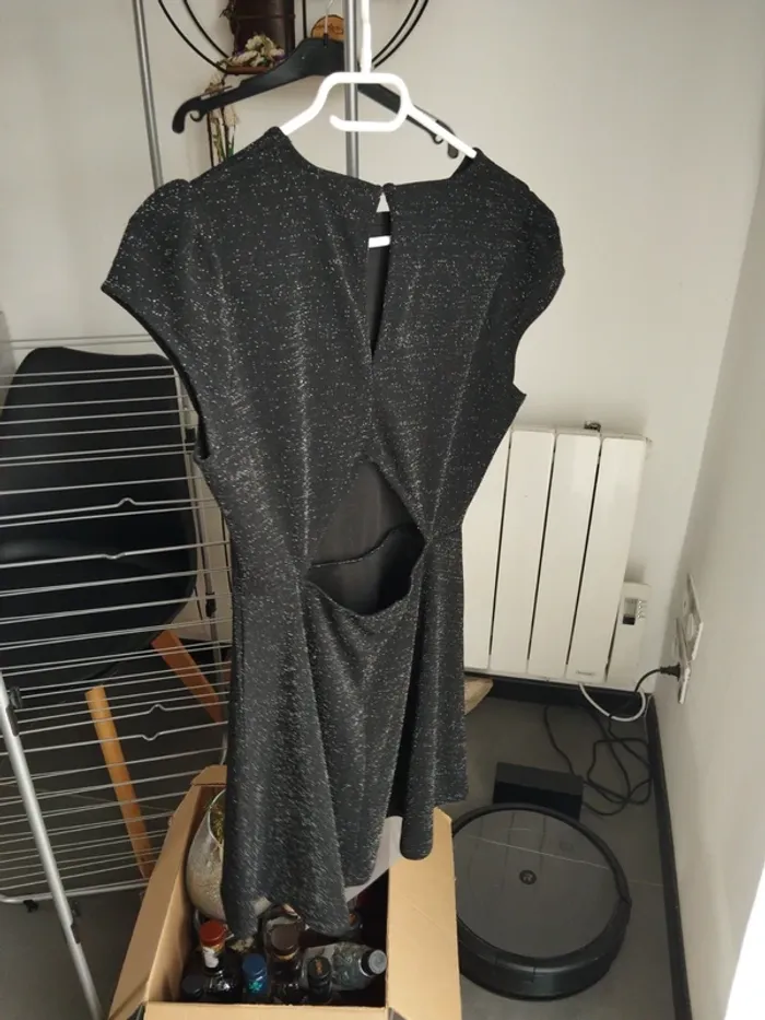 Robe paillettes taille M - photo numéro 2
