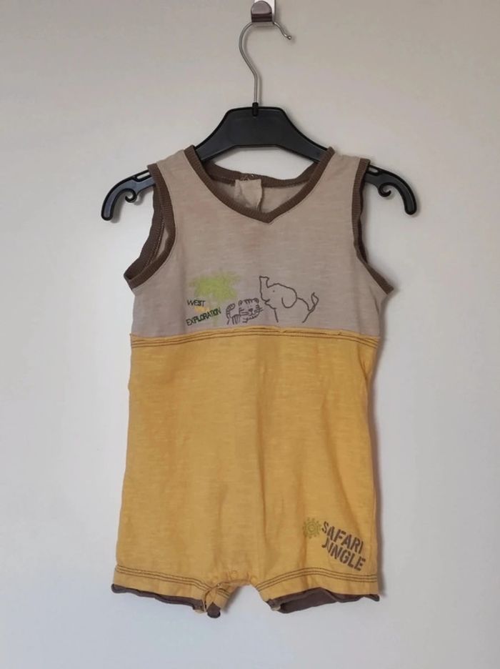 Barboteuse jaune beige marron safari / Petit Pirate - 12 mois
