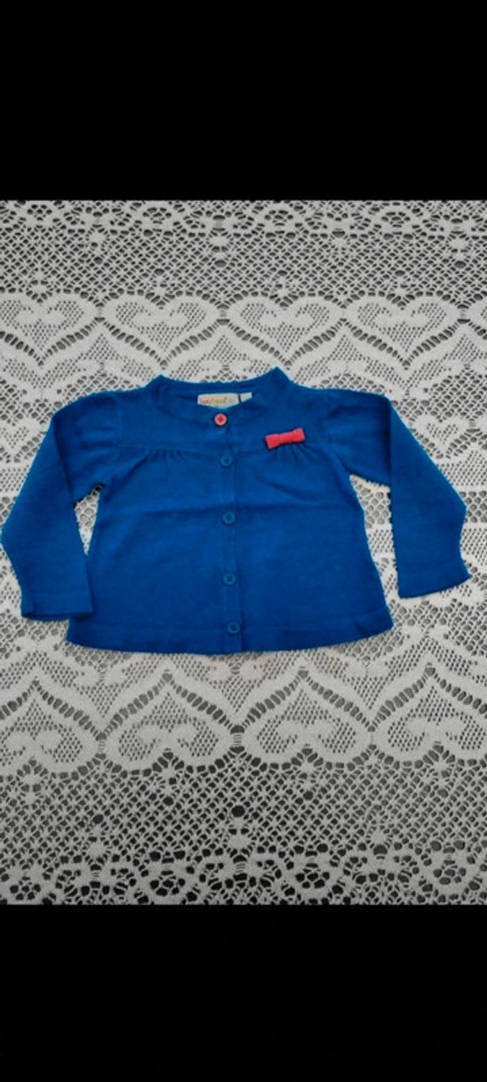 💙Gilet bleu 6 mois Tricky Tracks