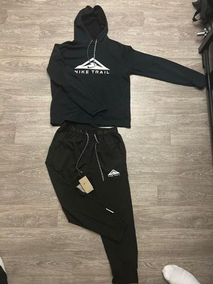 Bas running Nike trail