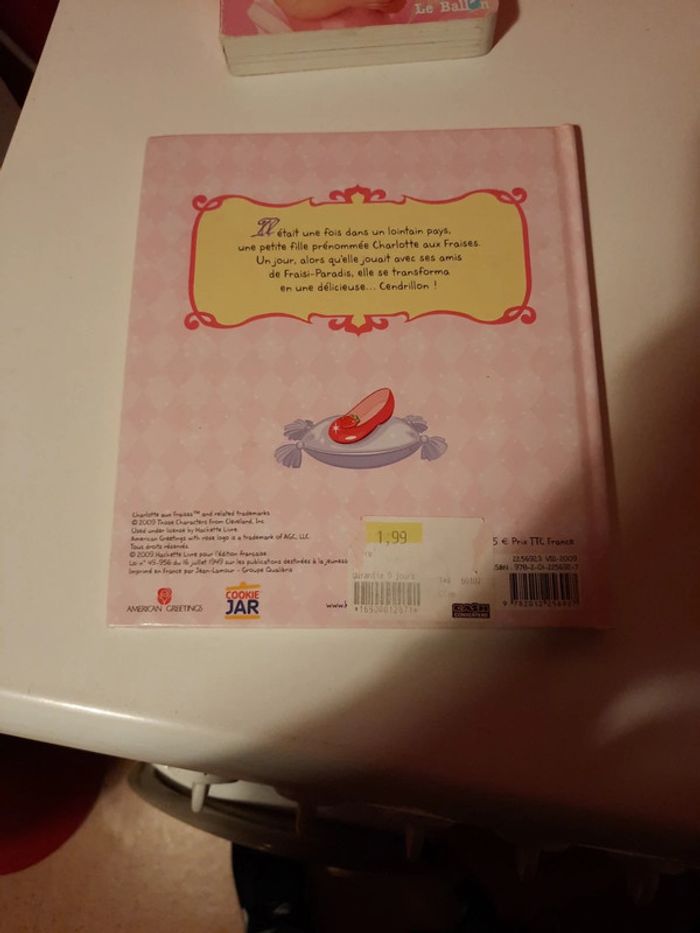Livre Charlotte aux fraises - photo numéro 2