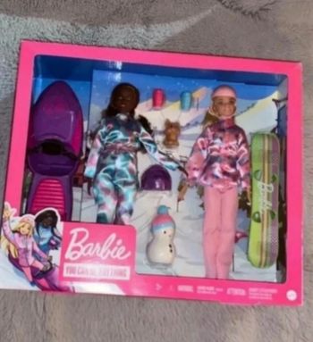 coffret de 2 barbie à la neige neuf
