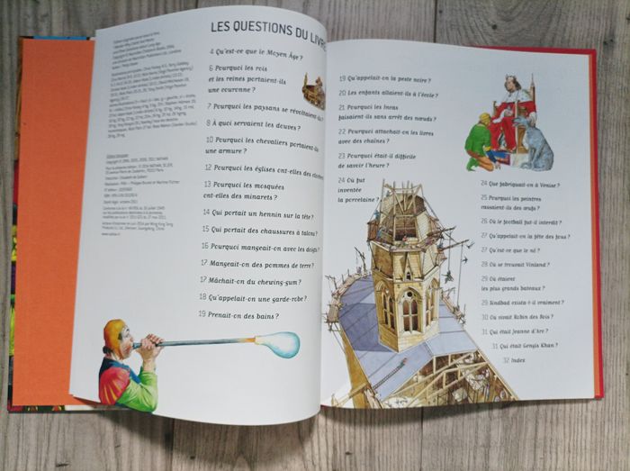 Livre instructif sur le Moyen âge neuf - photo numéro 5