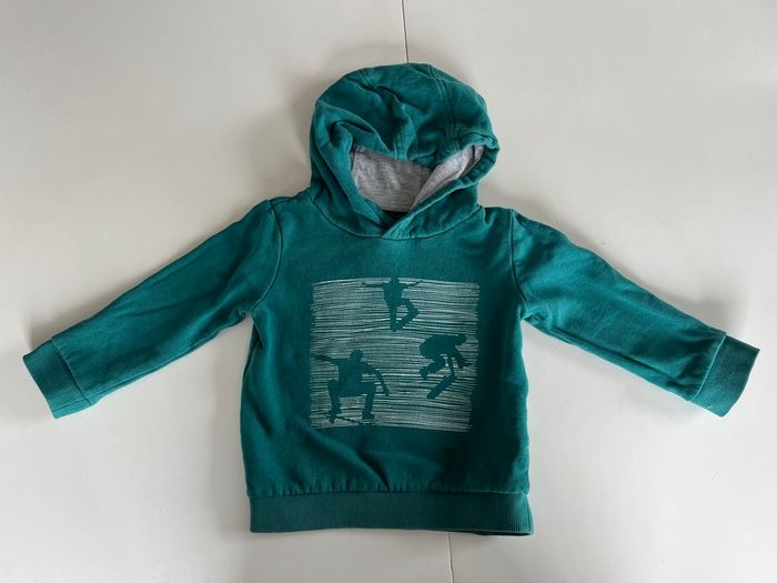 Sweat à capuche vert skate 4 ans