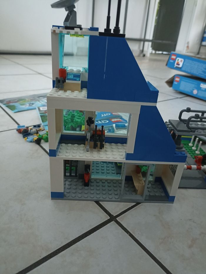 Lego 60316 - photo numéro 6