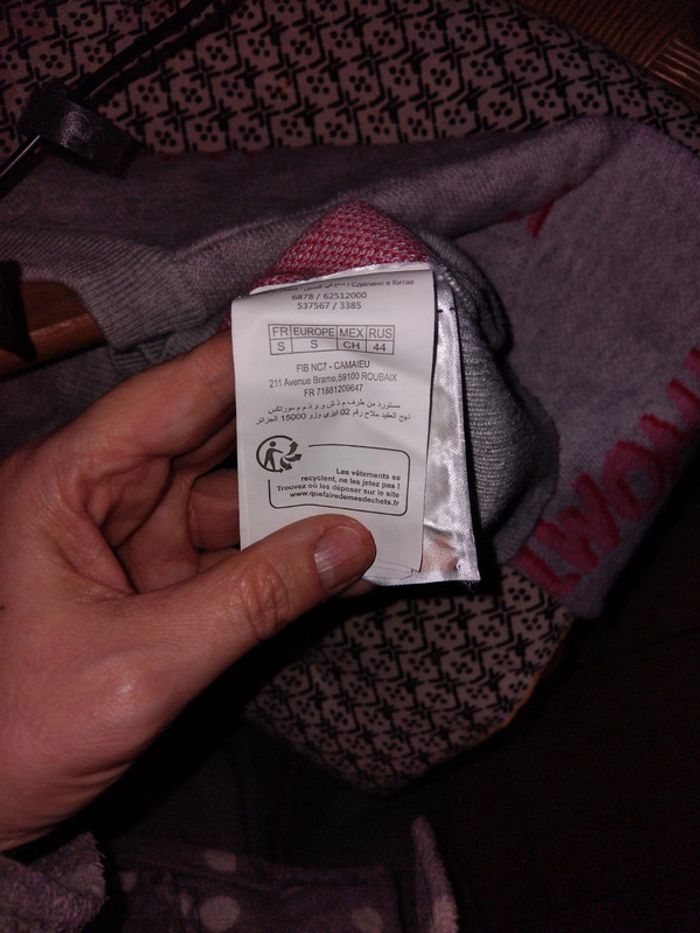 Pull inscription "rebelwoman" - photo numéro 4