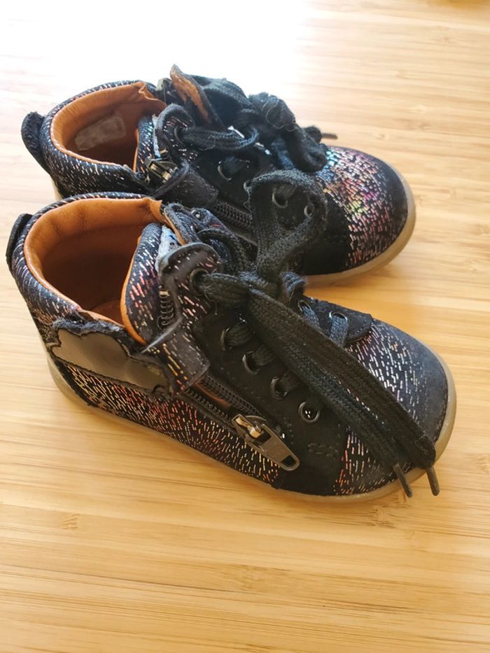 Chaussures de marches t21 - photo numéro 2