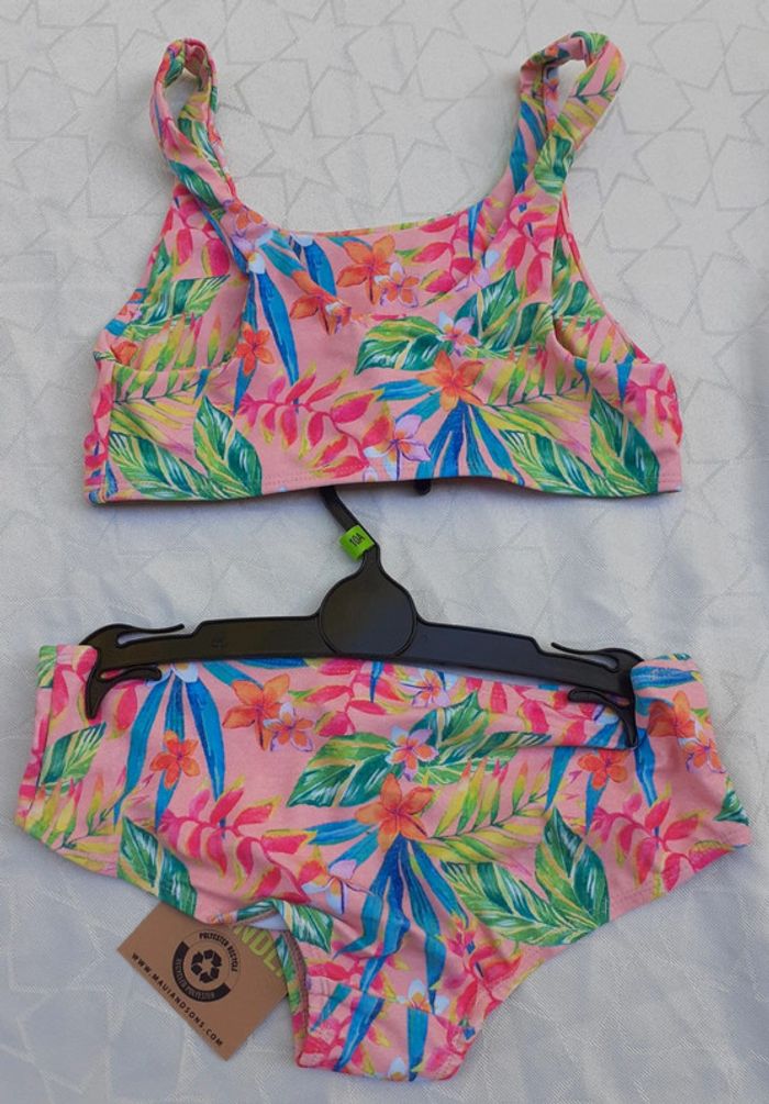 Maillot de bain 2 pièces T10 ans 👙 - photo numéro 2