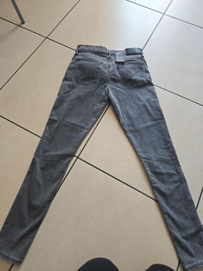 Jean levis 710 super skinny - photo numéro 6