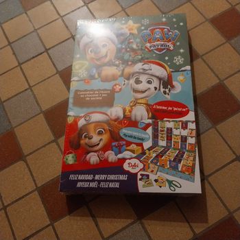 Calendrier de l'avent paw patrol au chocolat et son jeu de société neuf sous blister septembre 2027 date