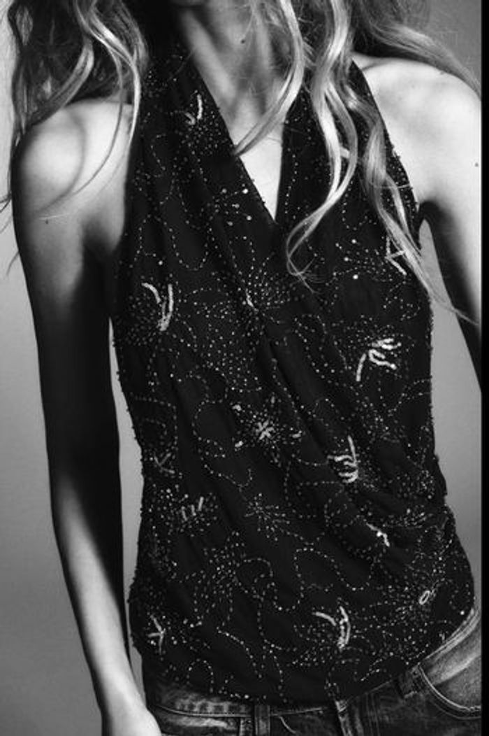 Top halter noir à sequins dos nu neuf Zara - photo numéro 6