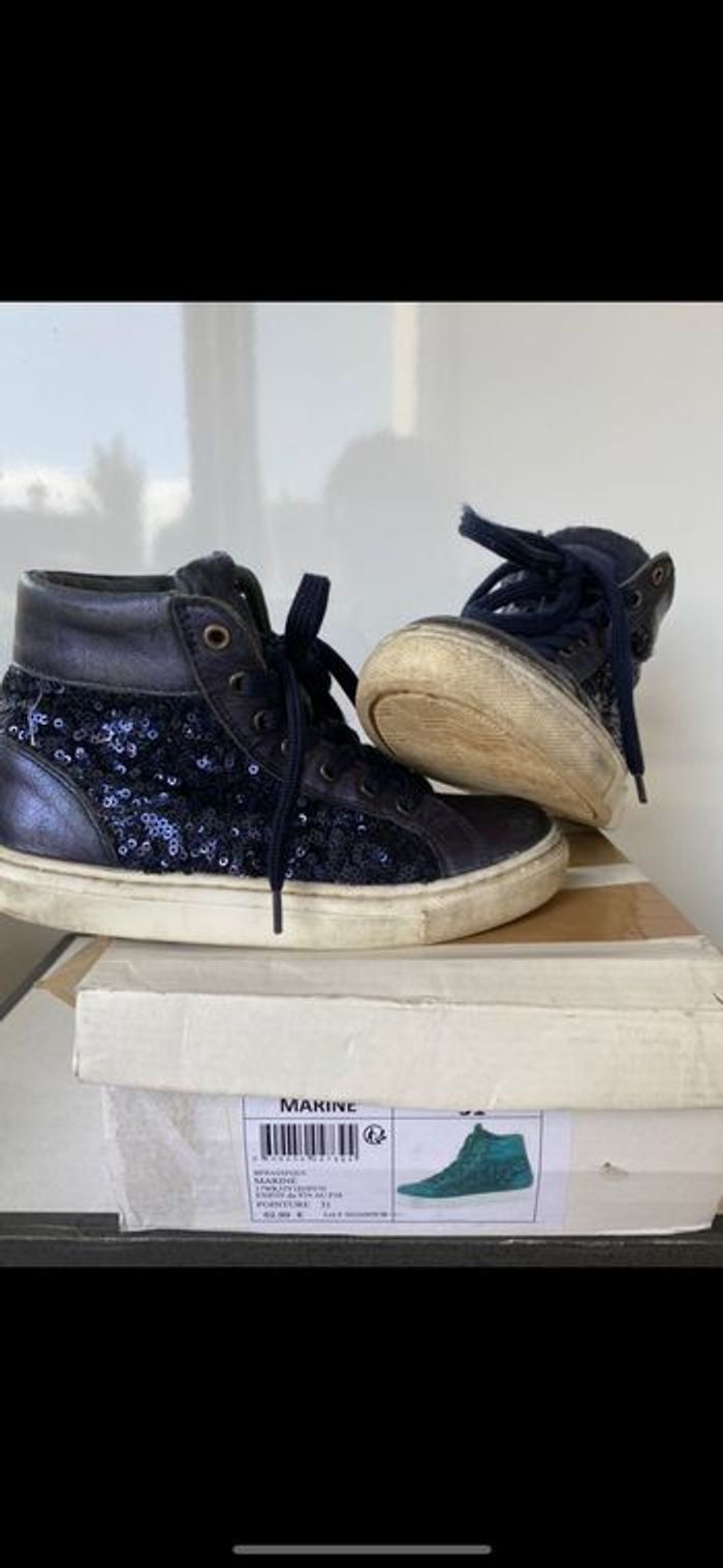 Basket pailleté bleu nuit Taille 31