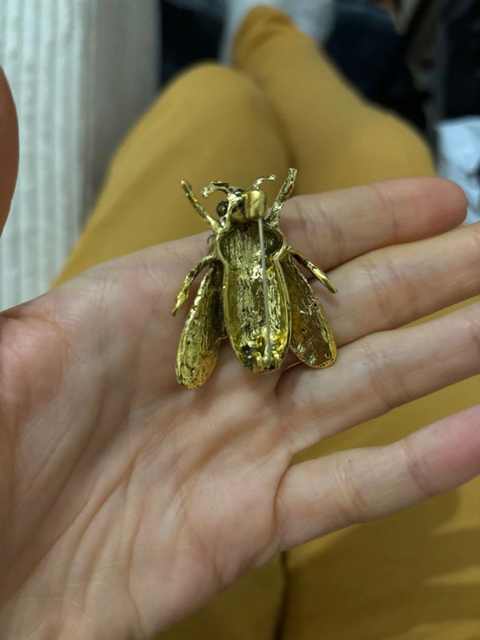 Broche abeille stras - photo numéro 2