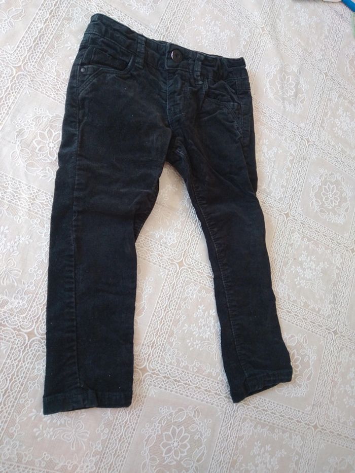 Pantalon velours noir 2 ans - photo numéro 2