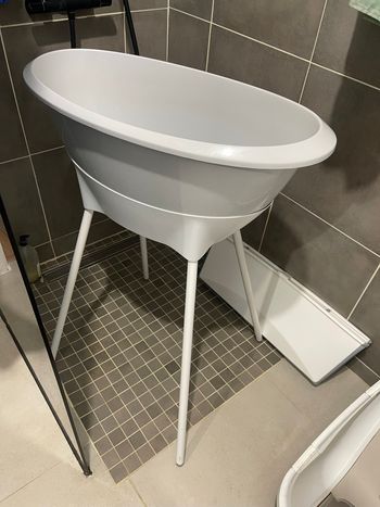 Baignoire Luma grise avec son support