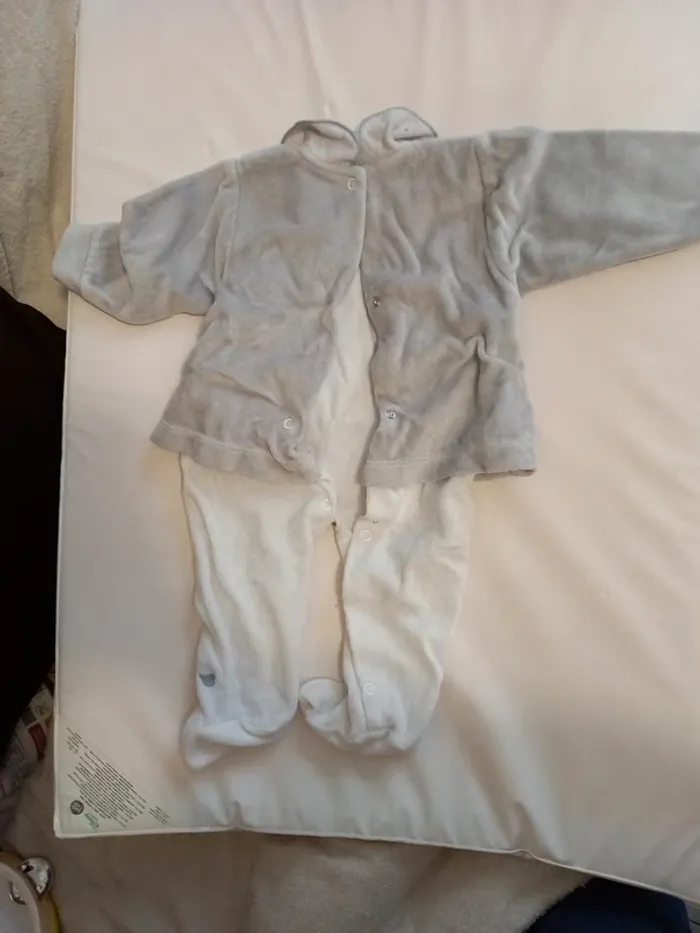 Pyjama - photo numéro 3