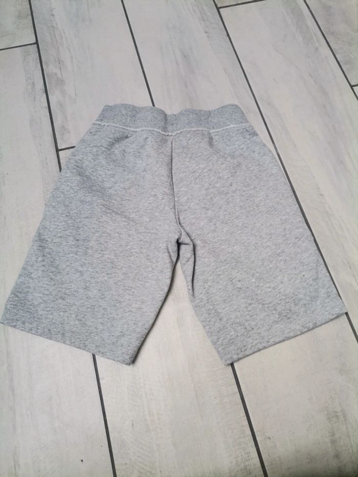 Short de sport - photo numéro 3