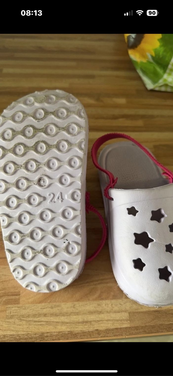 Crocks Mot d’enfants taille 24 - photo numéro 3